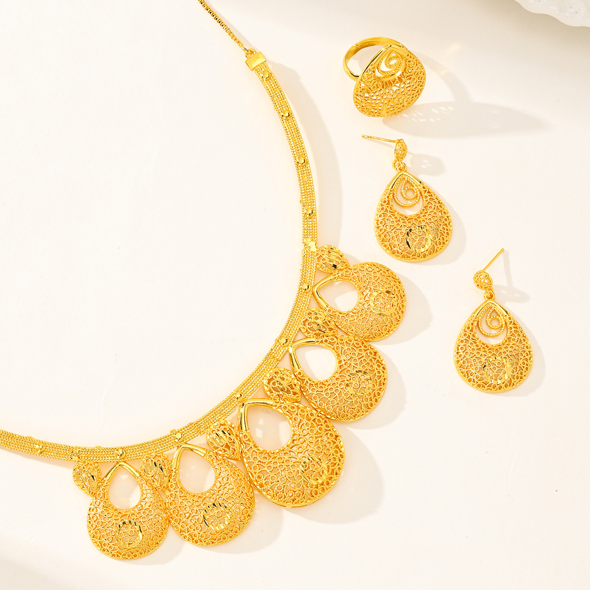 Perhiasan Set Kalung Anting Ci - Women'S Fashion Rings Gold ulasan dan harga