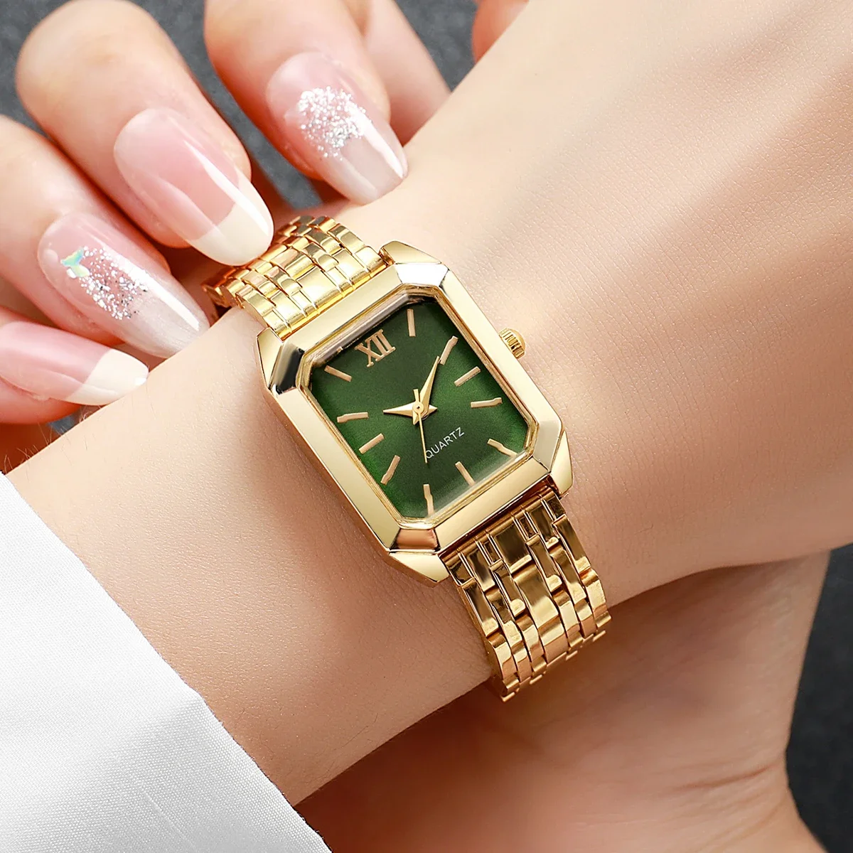 Jam Tangan Wanita Model Kotak  - Fashion Women Watch ulasan dan harga